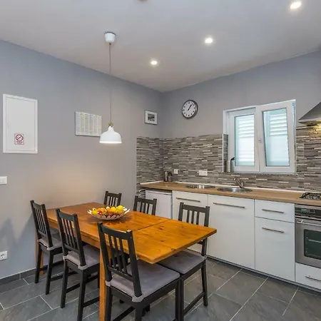 Apartment Marna *